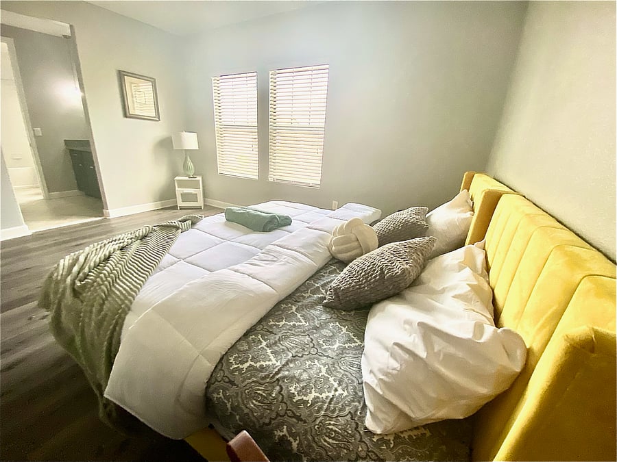 Furnished Finder property 856801_1 photo 9