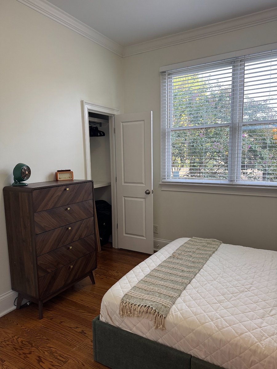 Furnished Finder property 856866_2 photo 4