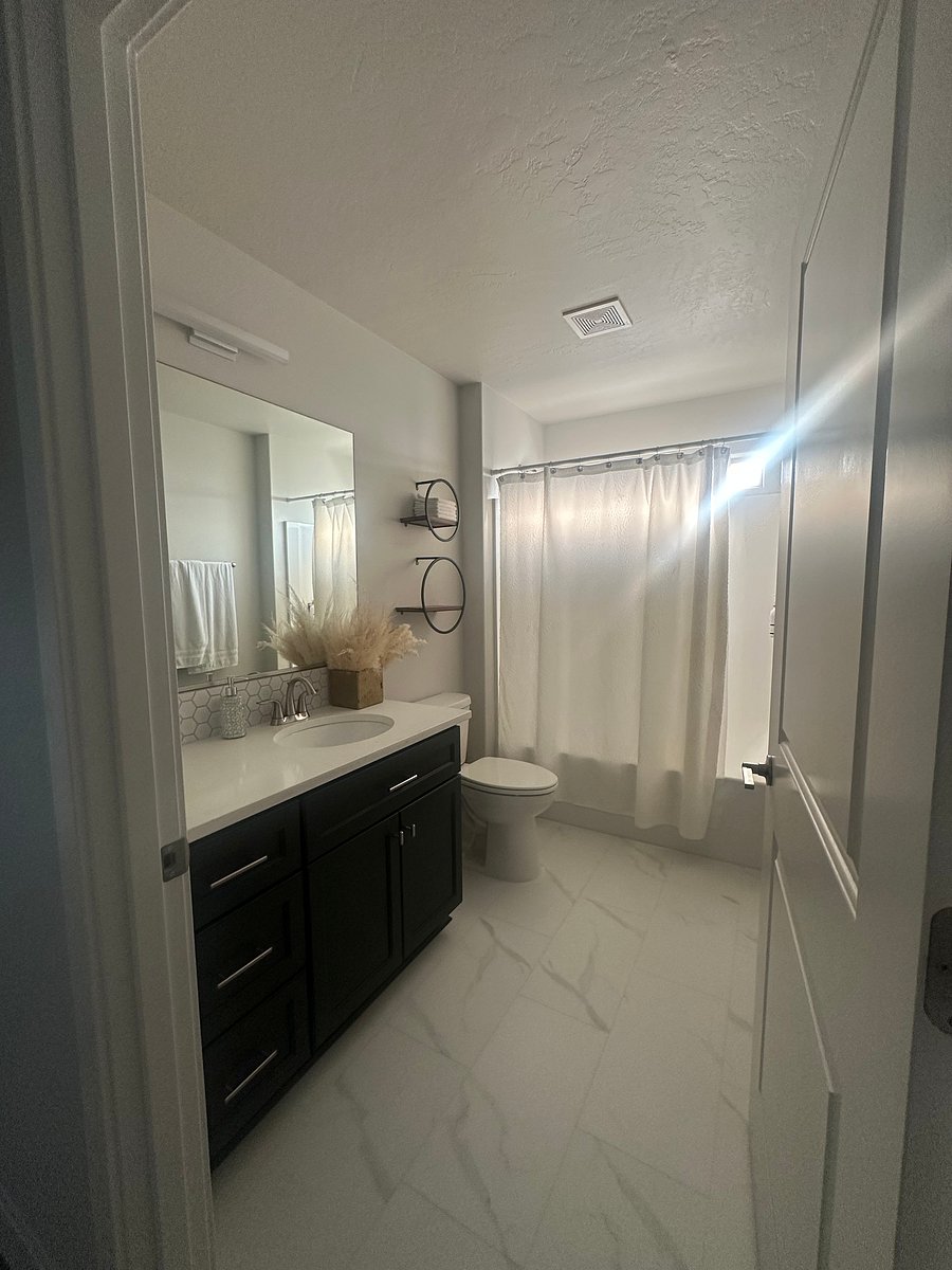 Furnished Finder property 856906_1 photo 18