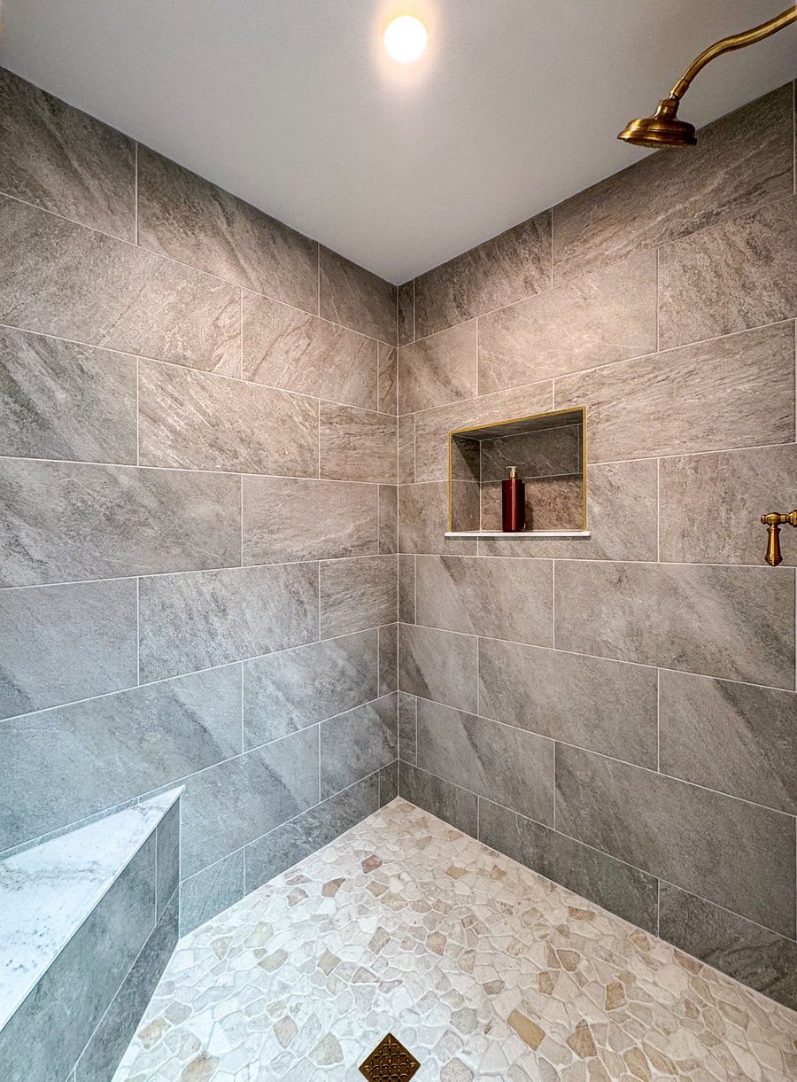 Master shower