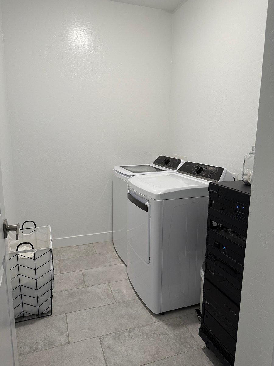 Furnished Finder property 856922_1 photo 18