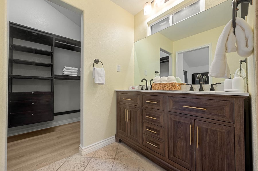 Furnished Finder property 856934_1 photo 45