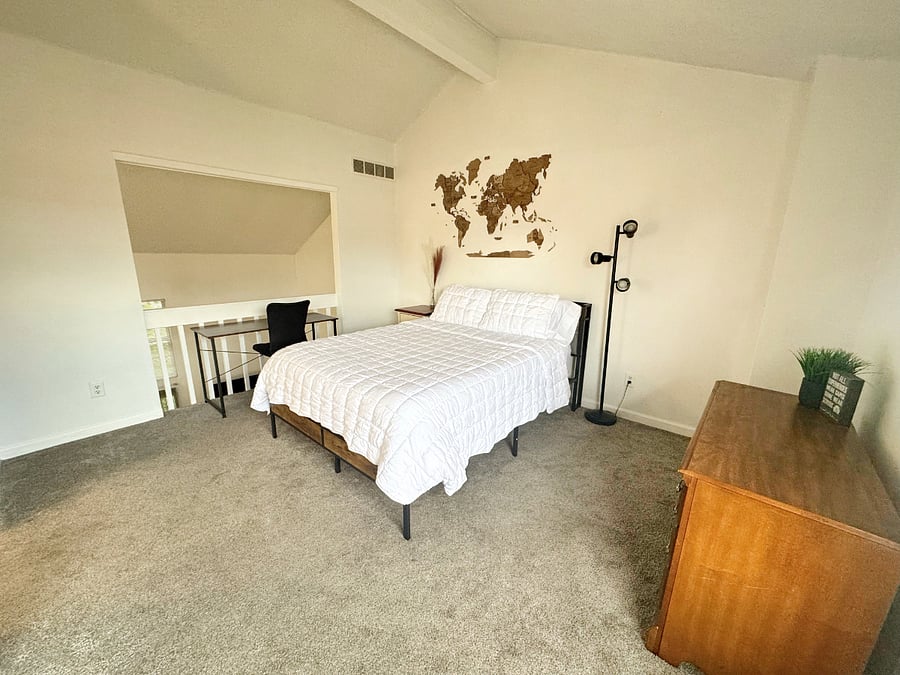 Furnished Finder property 856938_1 photo 15