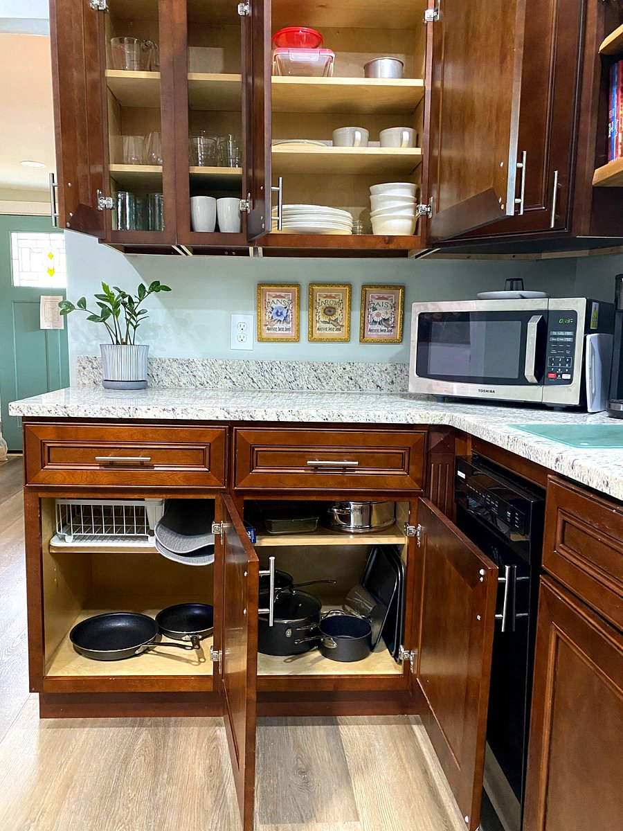 Furnished Finder property 856969_1 photo 30