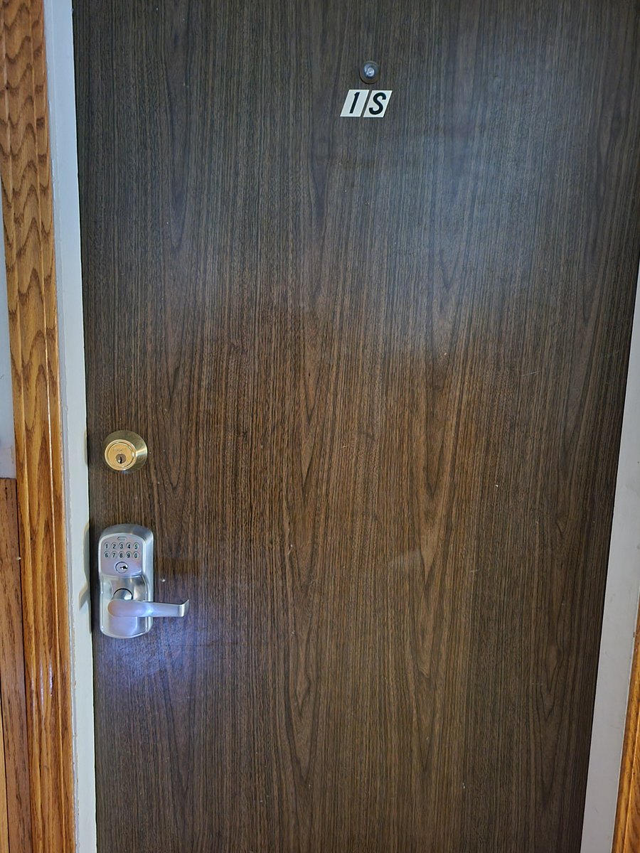 Furnished Finder property 857000_1 photo 20