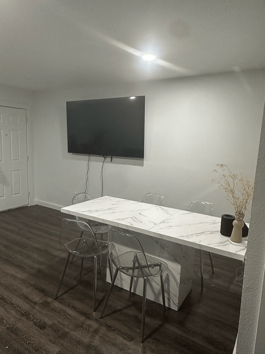 Furnished Finder property 857007_1 photo 12