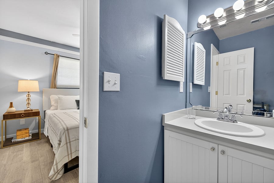 Furnished Finder property 857020_1 photo 16