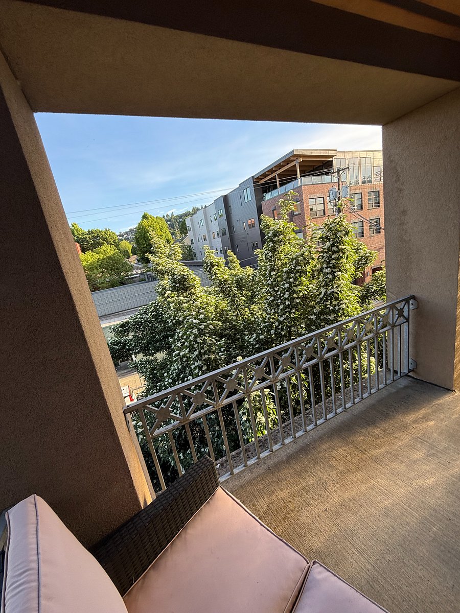 Furnished Finder property 857042_1 photo 33