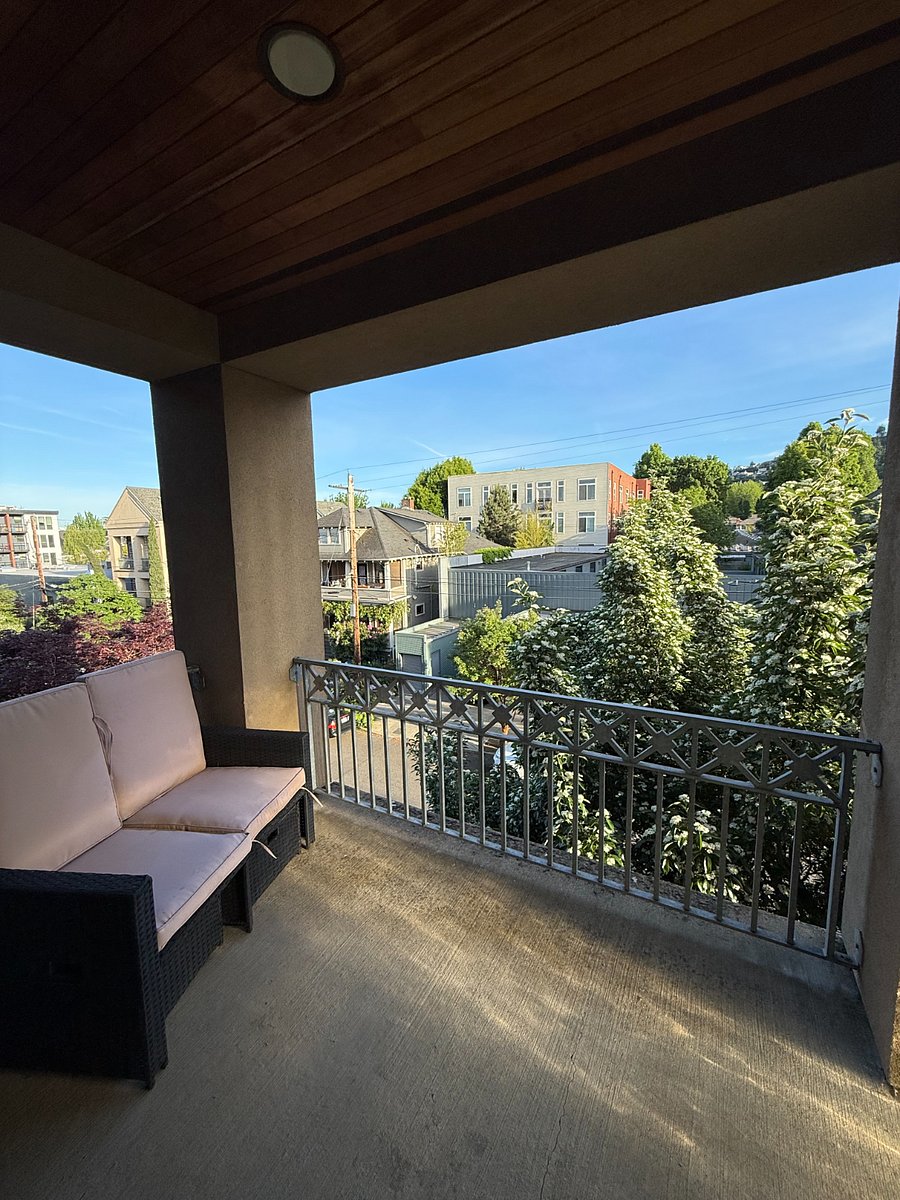 Furnished Finder property 857042_1 photo 32