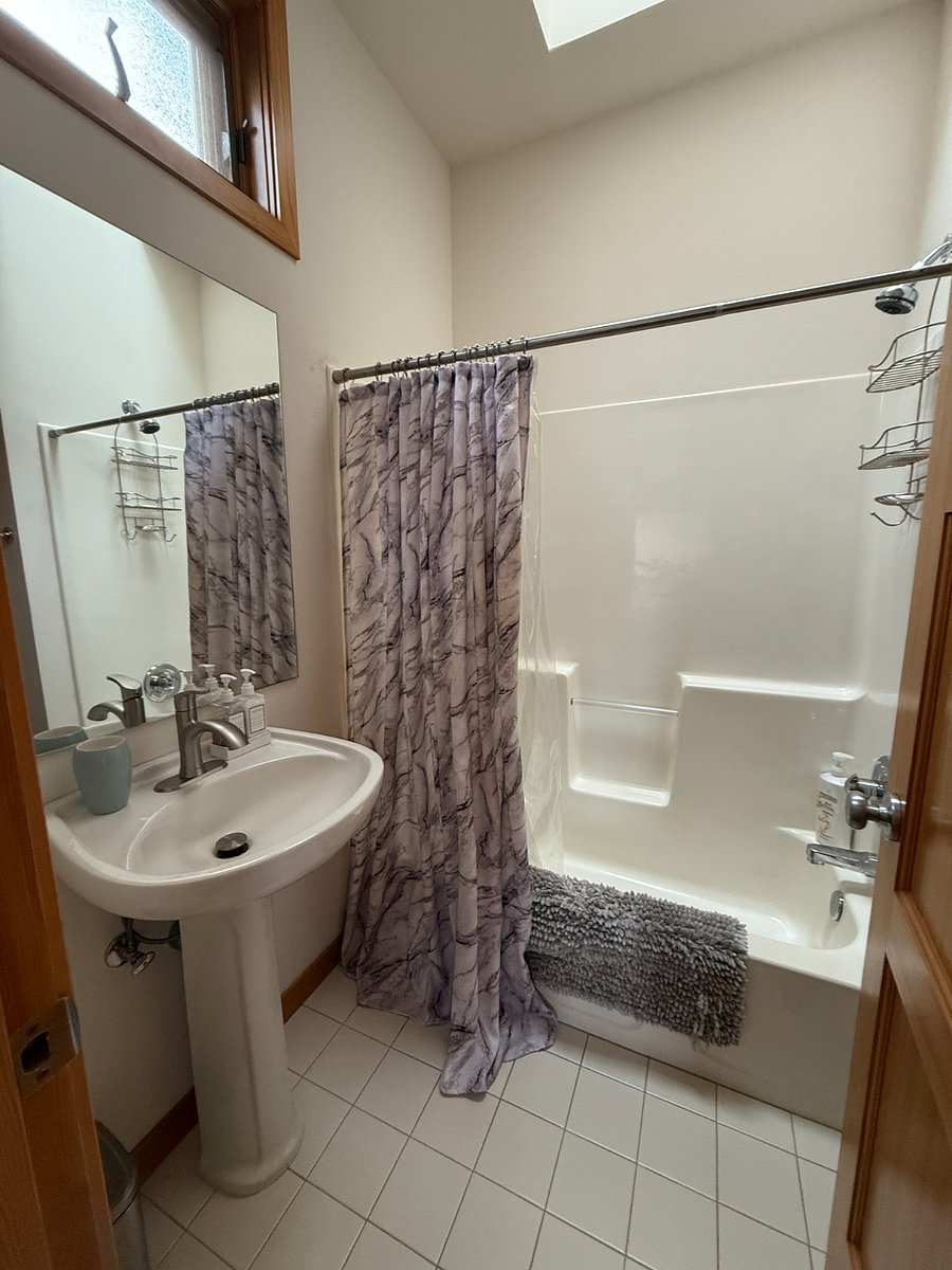 Furnished Finder property 857042_1 photo 35