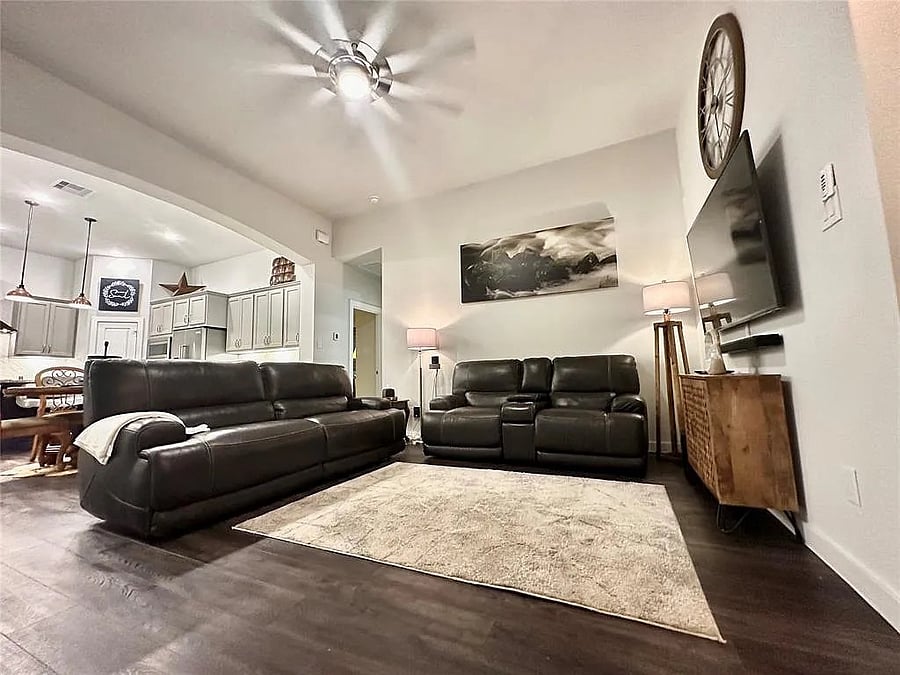 Furnished Finder property 857059_1 photo 3