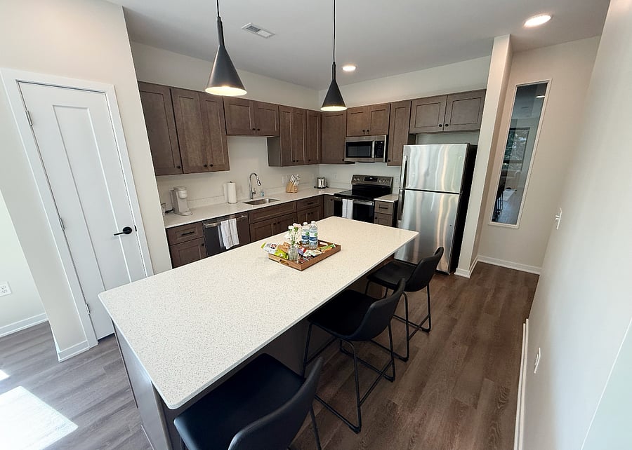 Furnished Finder property 857060_14 photo 6