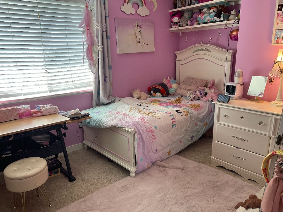 Twin Bed "kids" room