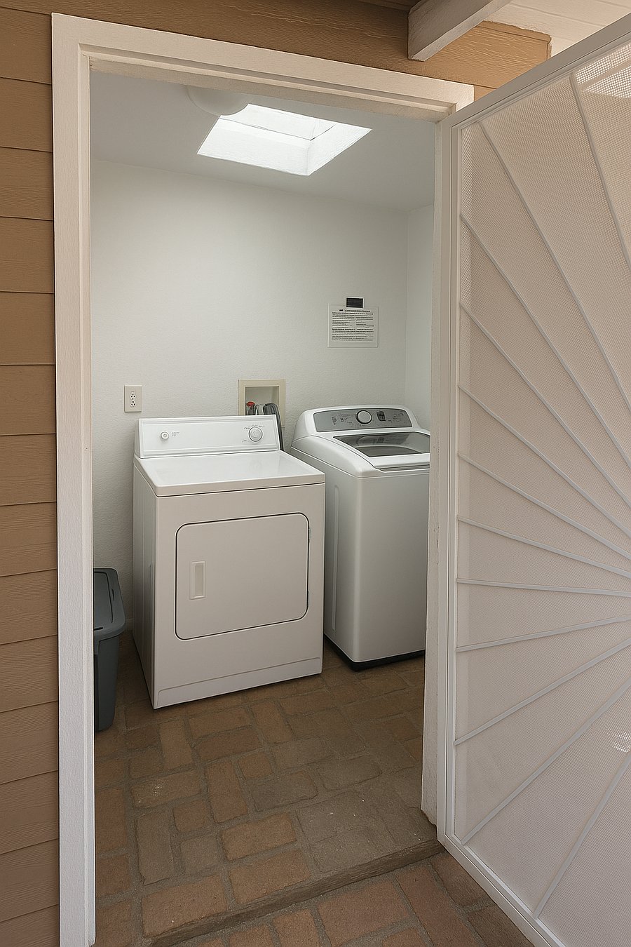 Furnished Finder property 857101_1 photo 12