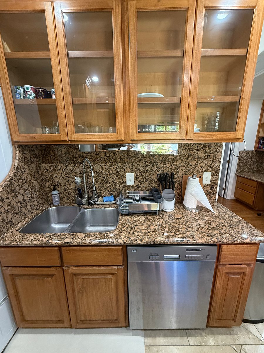 Furnished Finder property 857102_1 photo 9