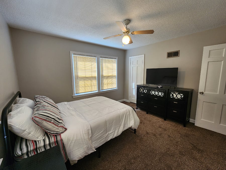 Furnished Finder property 857109_1 photo 11