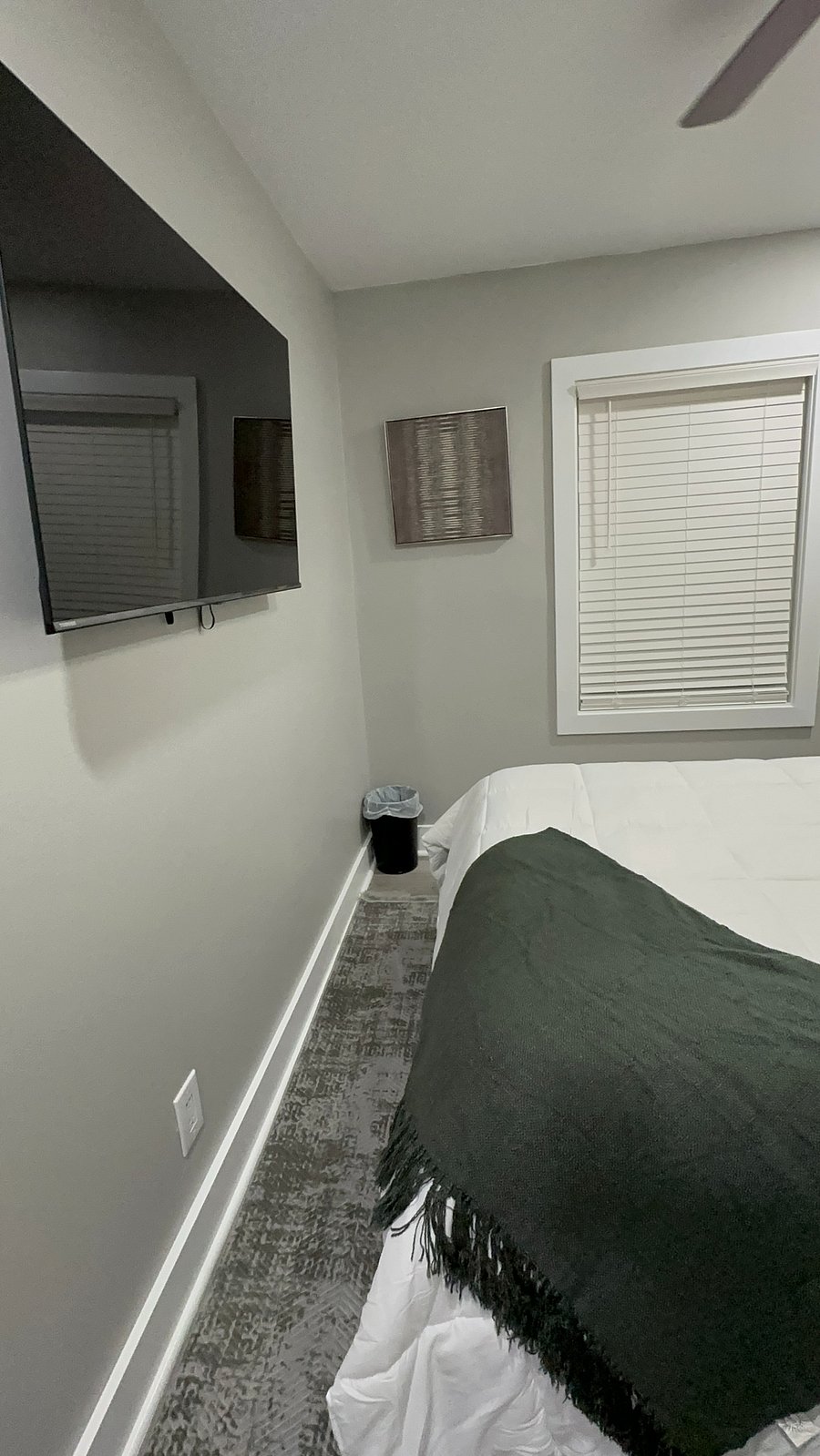 Furnished Finder property 857120_1 photo 37