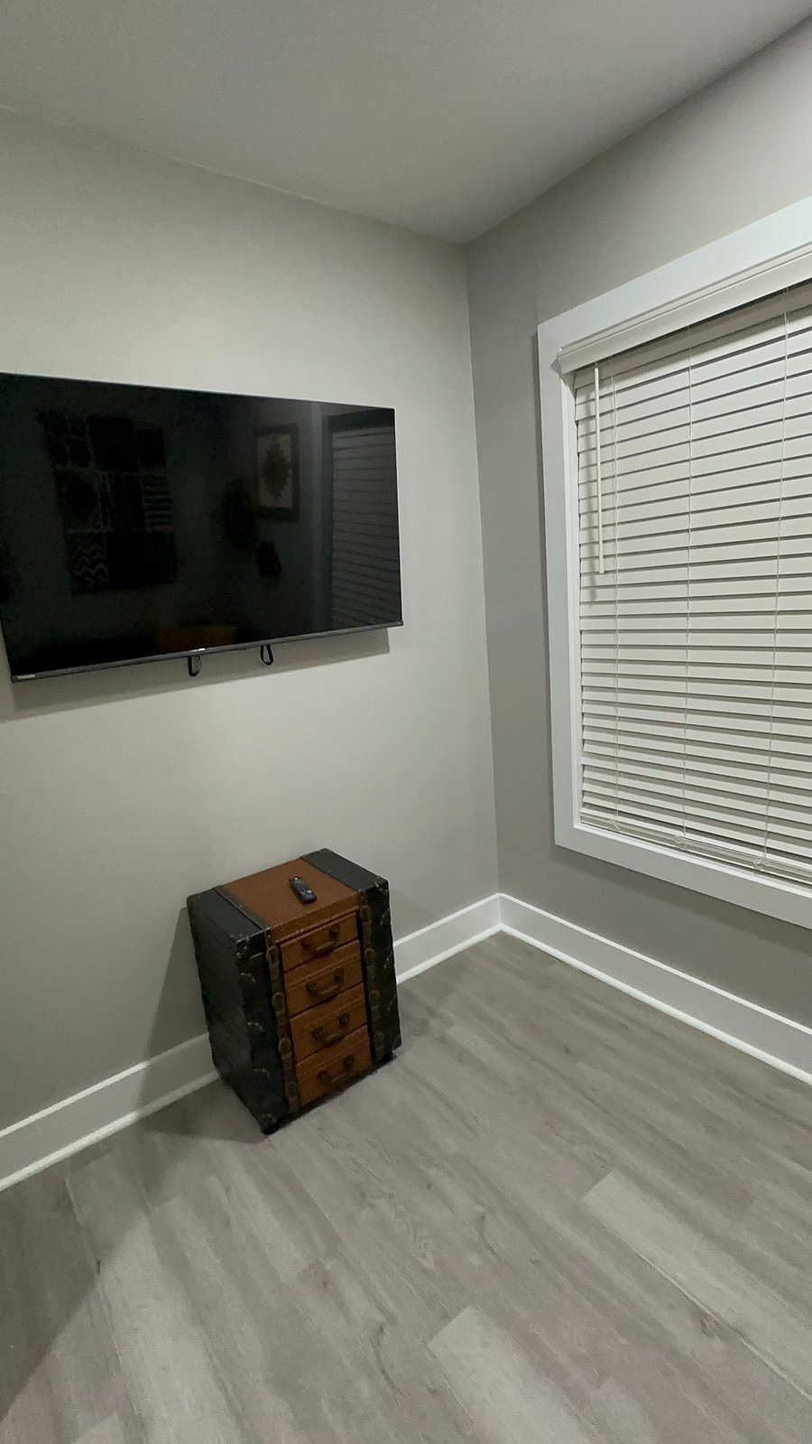 Furnished Finder property 857120_1 photo 43