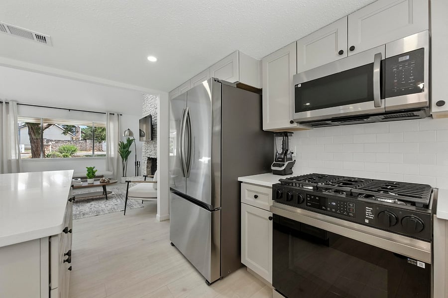 Furnished Finder property 857128_1 photo 4