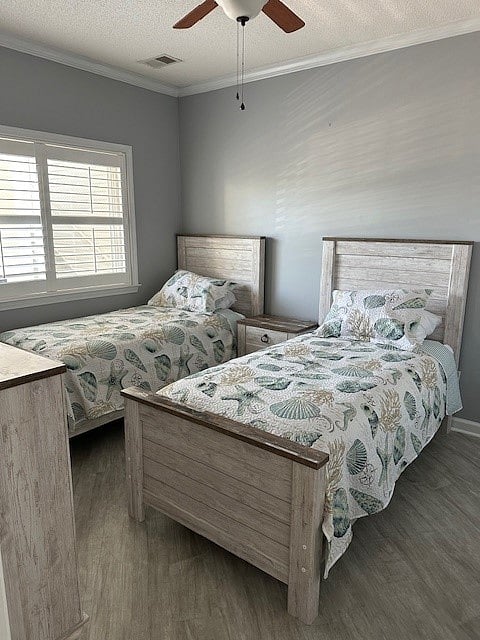Twin bedrooms