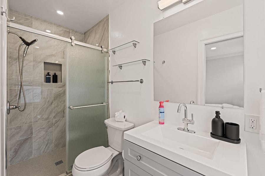 Furnished Finder property 857193_1 photo 21