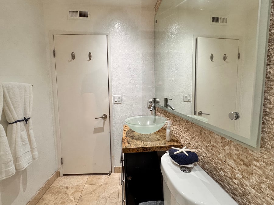 Furnished Finder property 857198_1 photo 37