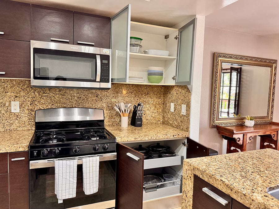 Furnished Finder property 857198_1 photo 18