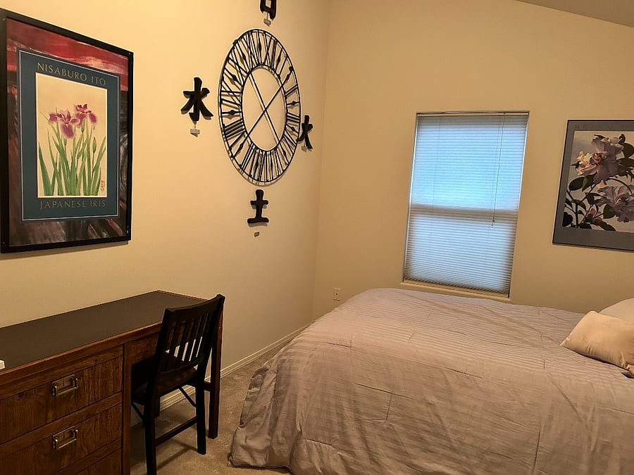 Small desk in second bedroom
