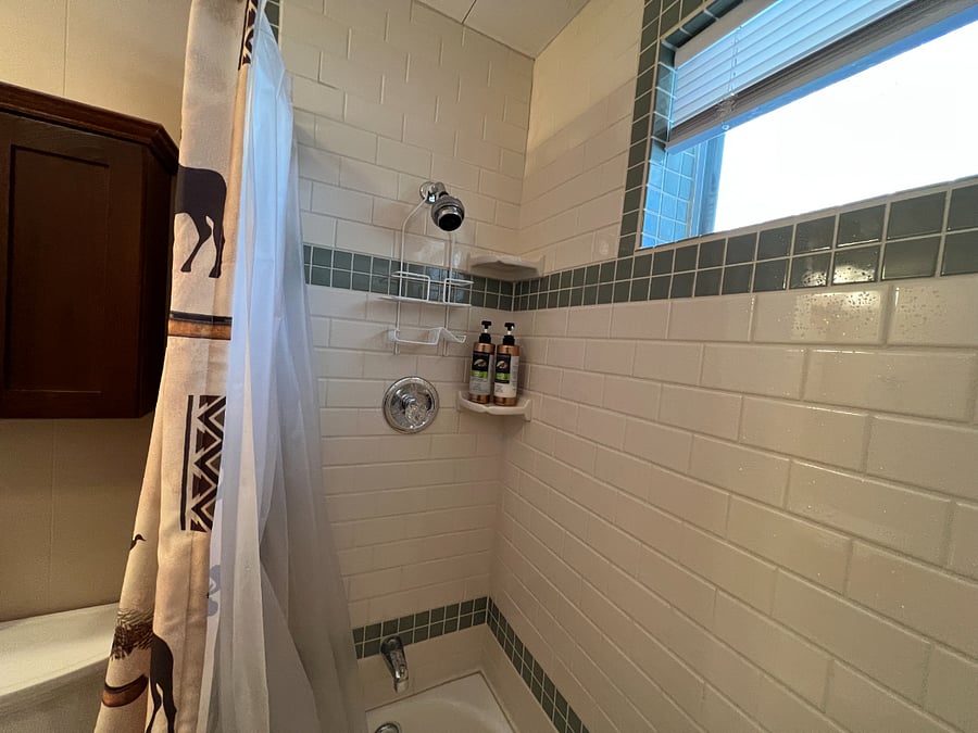 Furnished Finder property 857220_1 photo 15