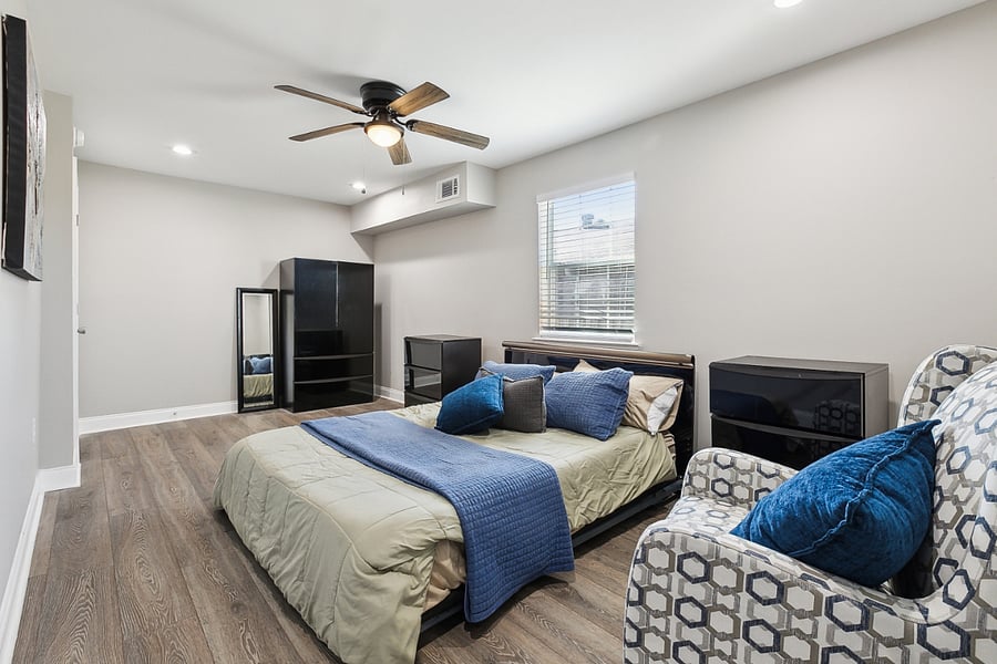 Furnished Finder property 857233_1 photo 11