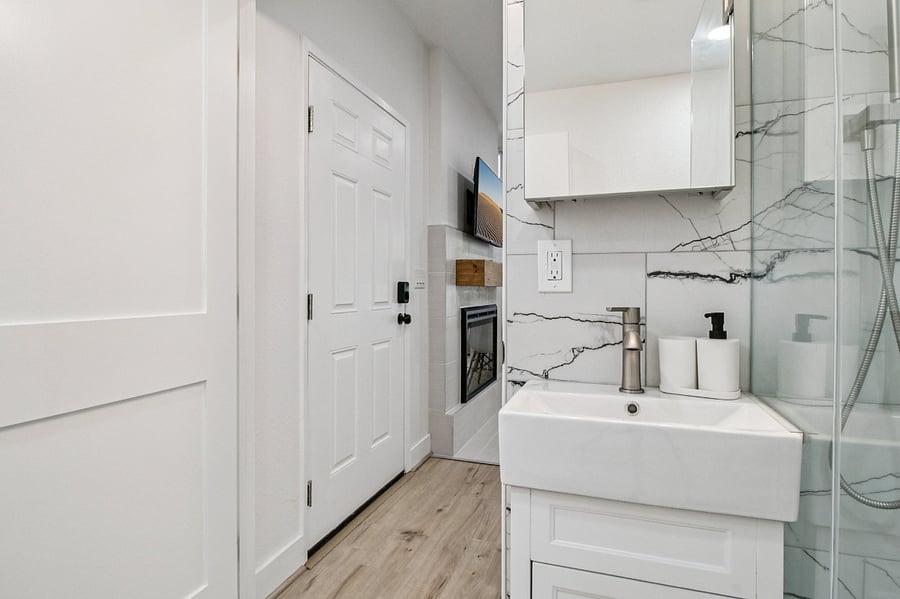 Furnished Finder property 857324_1 photo 14