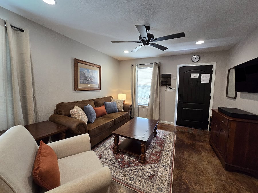 Gather around the 43-inch TV and Bose sound system- perfect for movie nights!