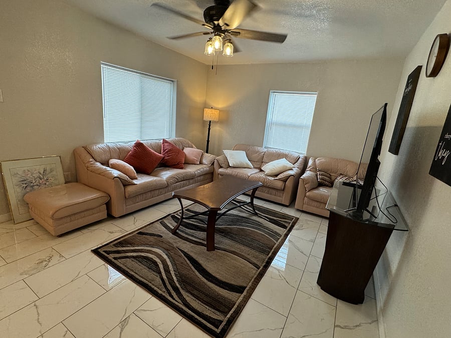 Furnished Finder property 857393_1 photo 1