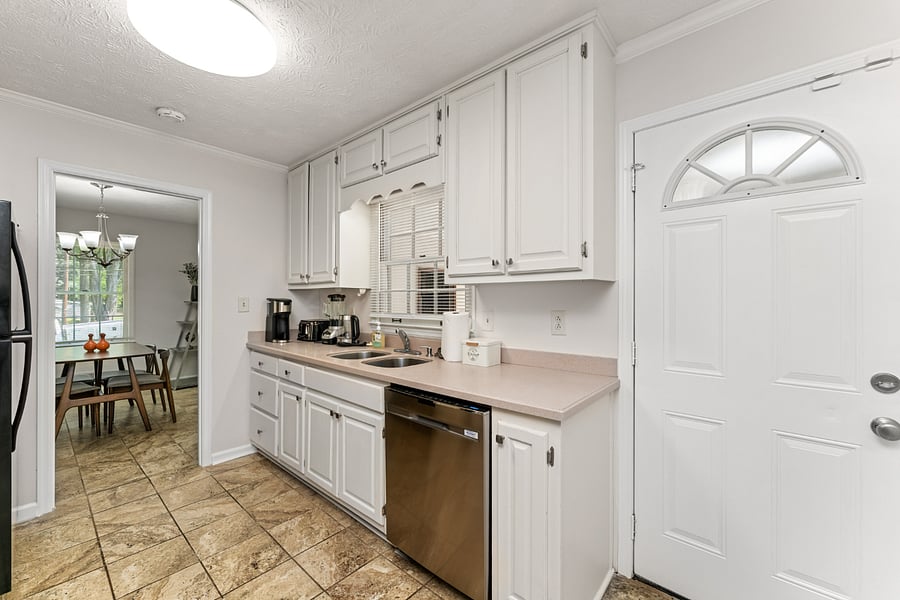 Furnished Finder property 857414_1 photo 8