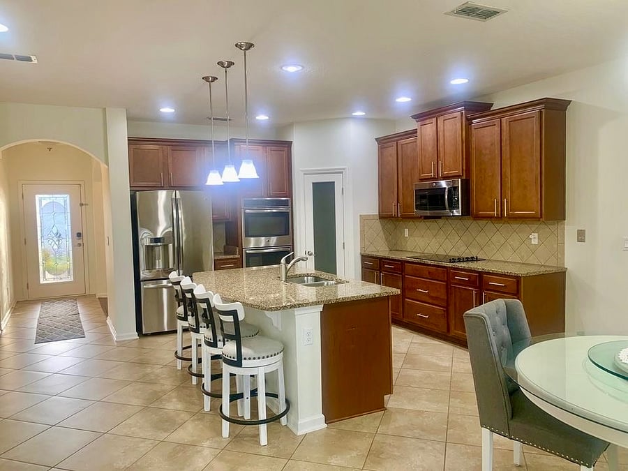 Furnished Finder property 857494_1 photo 3