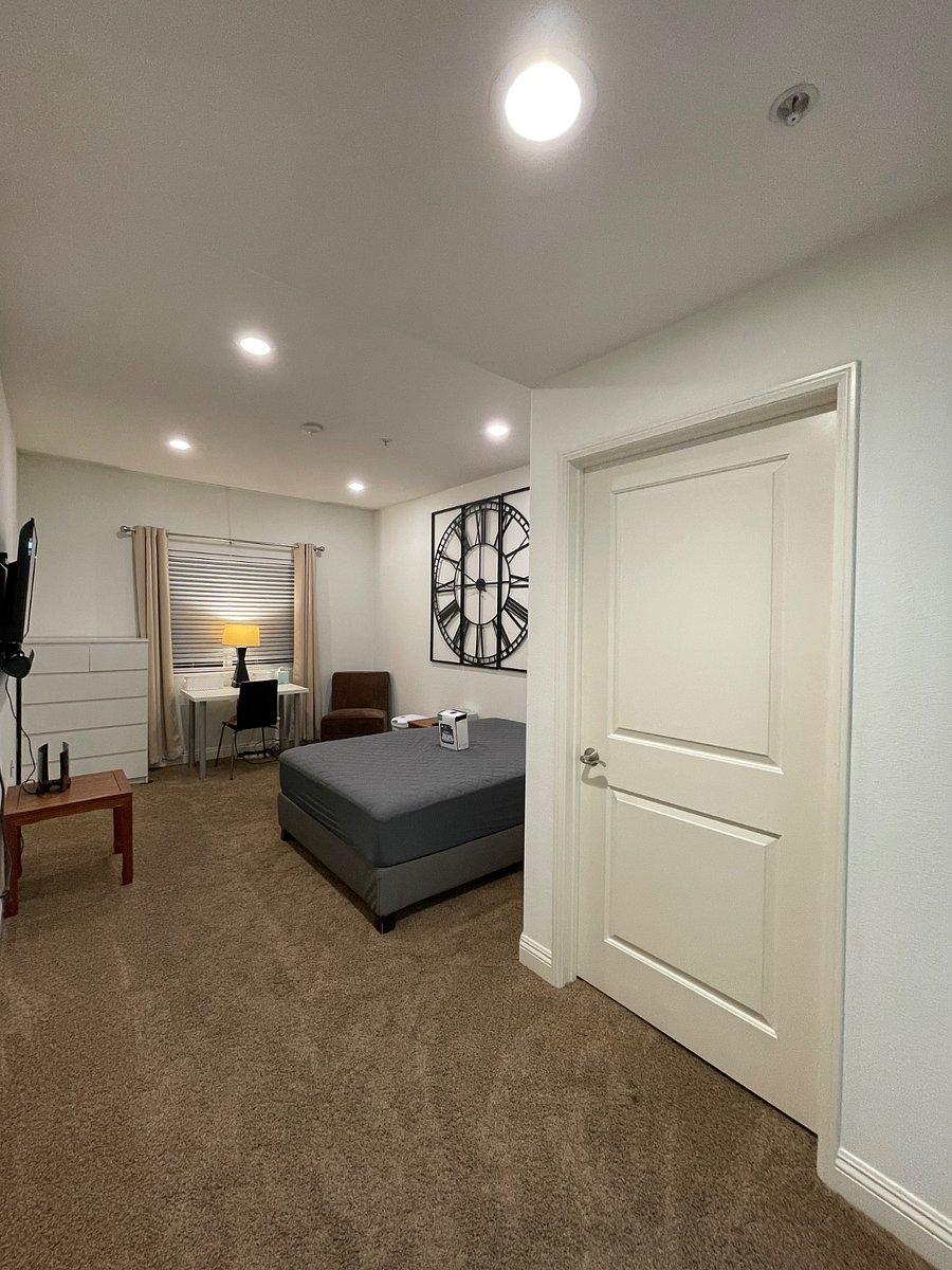 Furnished Finder property 857515_1 photo 3