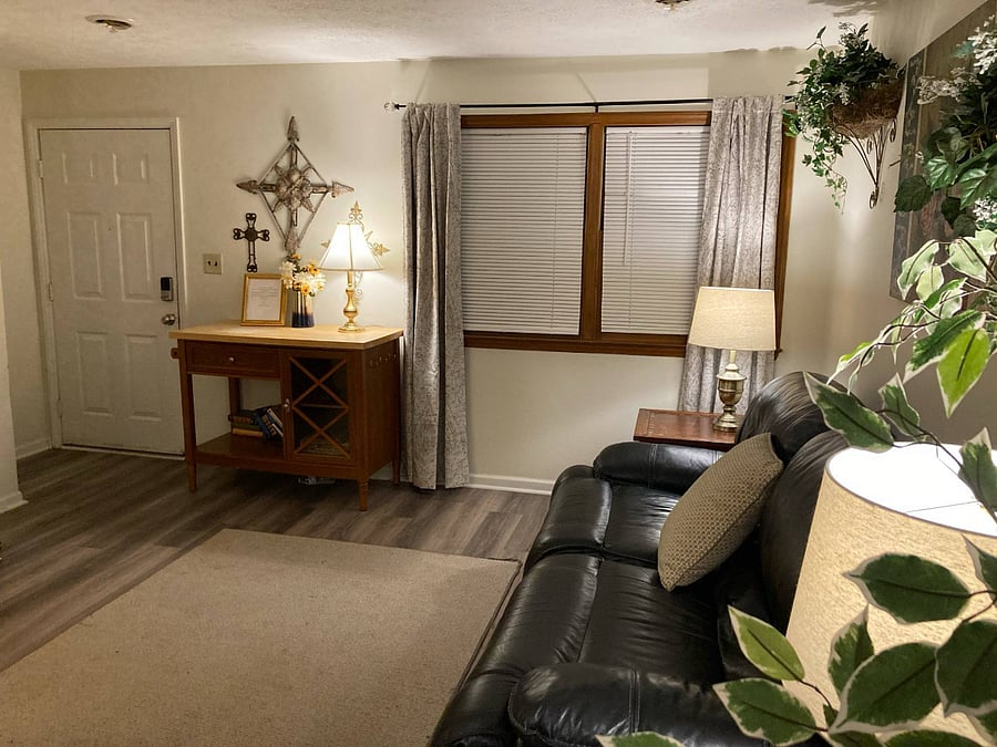Furnished Finder property 857521_1 photo 3