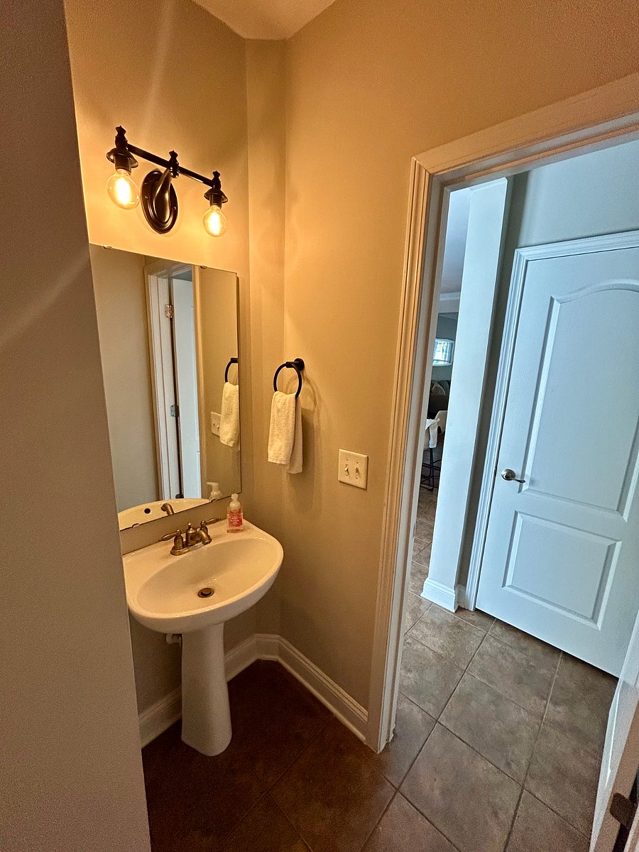 Furnished Finder property 857536_1 photo 9