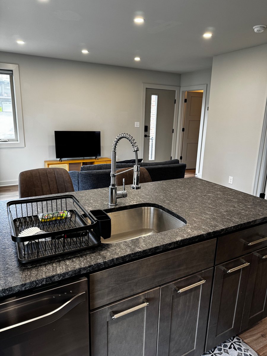 Furnished Finder property 857548_1 photo 8