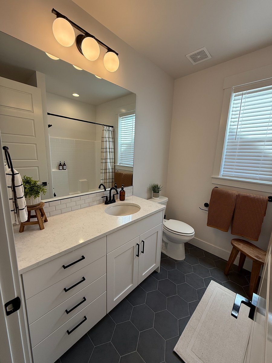 Furnished Finder property 857603_1 photo 8
