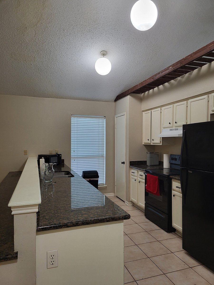 Furnished Finder property 857618_1 photo 9