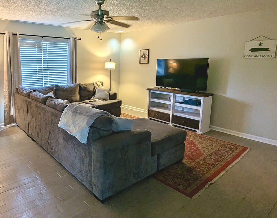 Furnished Finder property 857640_1 photo 2