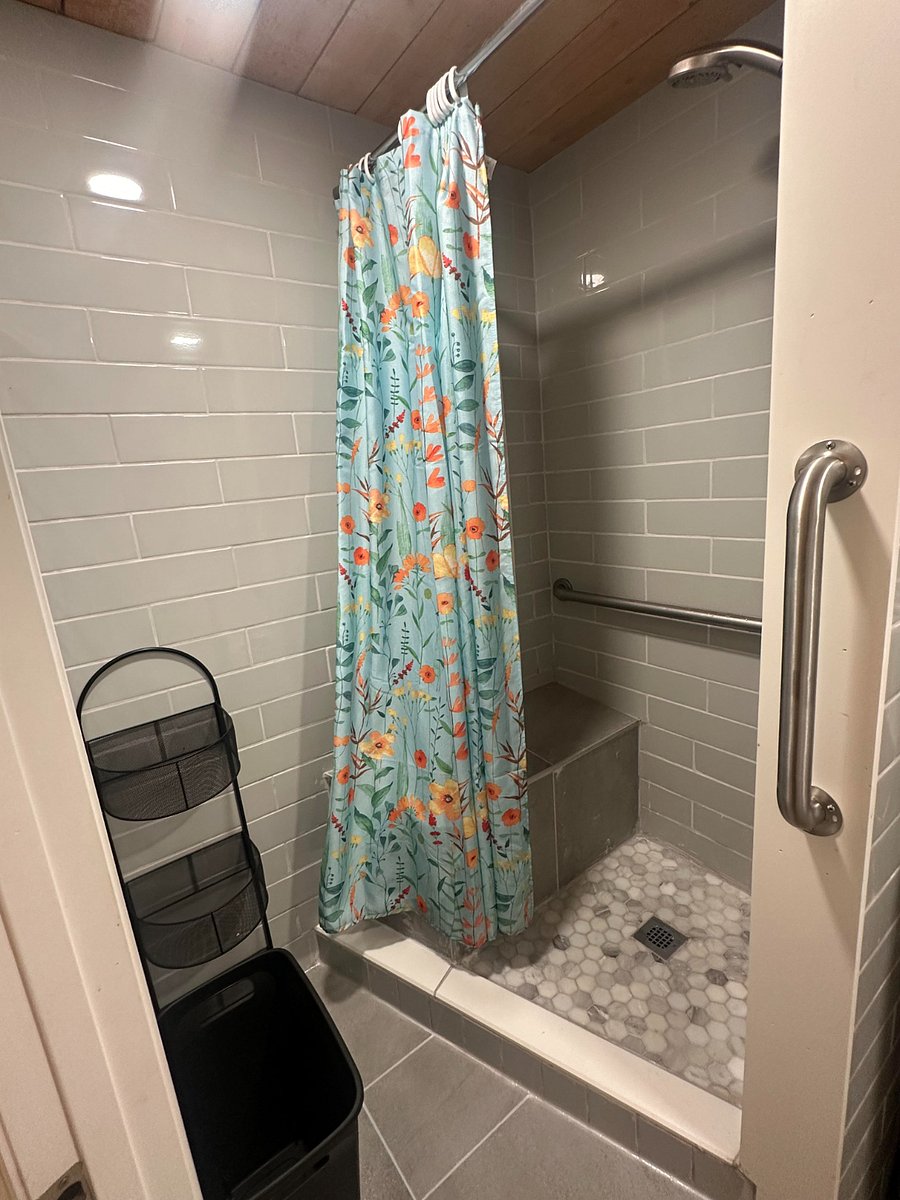 Furnished Finder property 857666_1 photo 16
