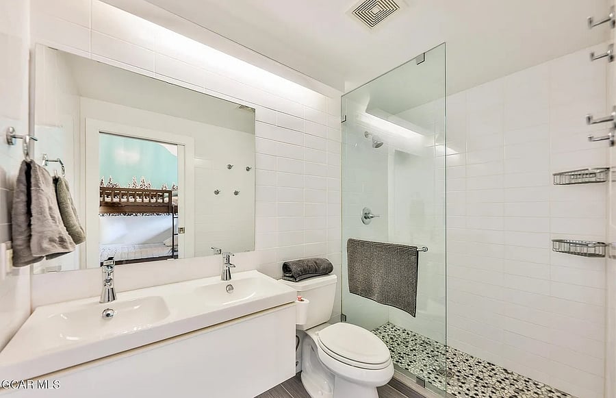 Furnished Finder property 857696_1 photo 17