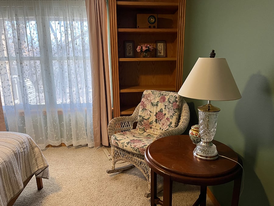 Entering second bedroom.
