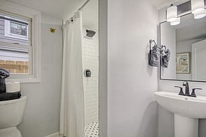 Furnished Finder property 857731_1 photo 3