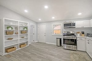 Furnished Finder property 857731_1 photo 12