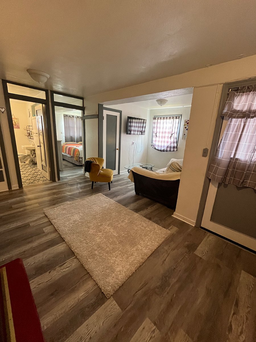 Furnished Finder property 857808_1 photo 6