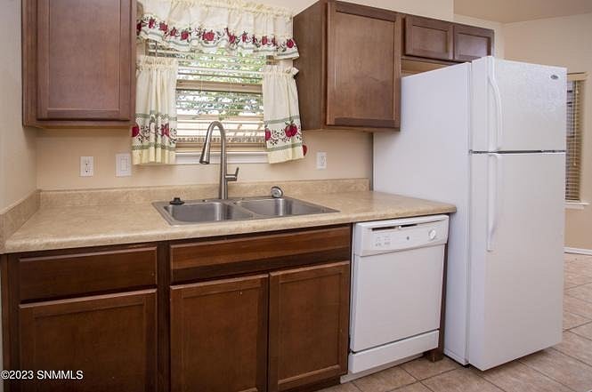 Kitchen (Newer appliances not shown)