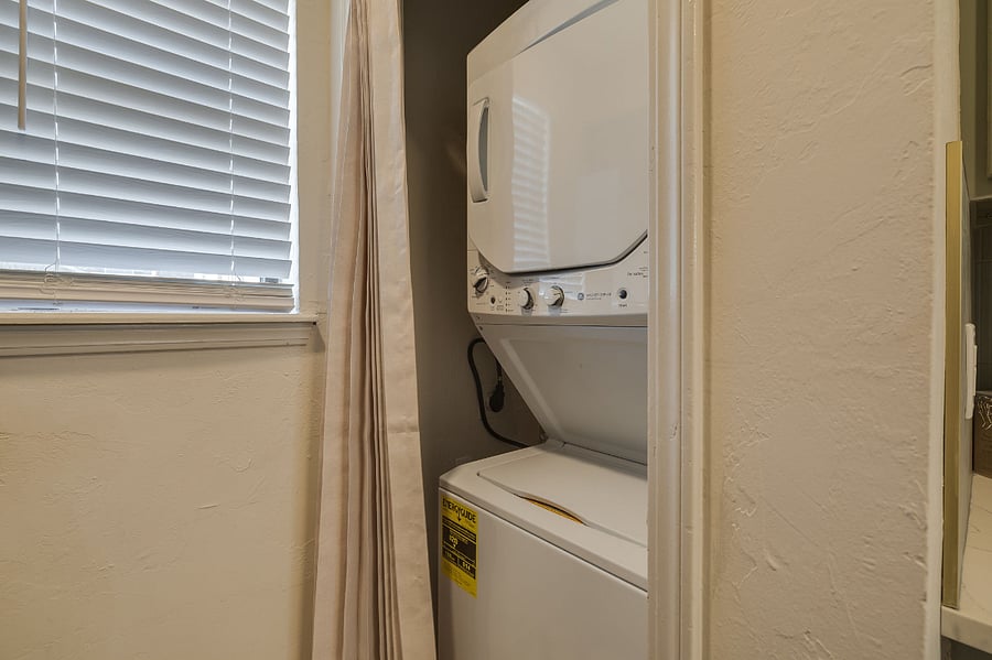 Furnished Finder property 857901_1 photo 22